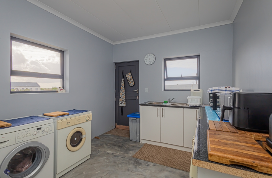 4 Bedroom Property for Sale in Long Acres Country Estate Western Cape
